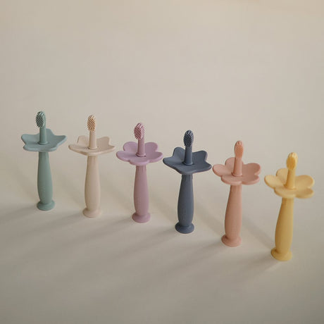 Mushie hariv silikoonist hambahari (põsepuna)