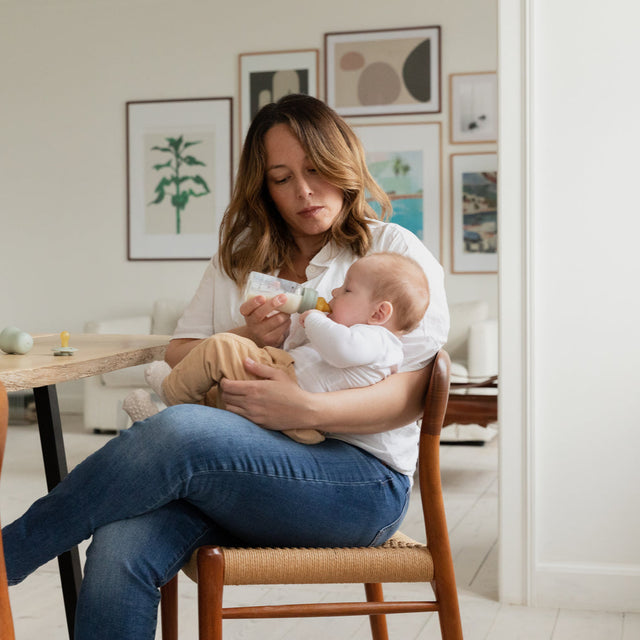 Vital Baby NURTURE koolikute pudel 150 ml