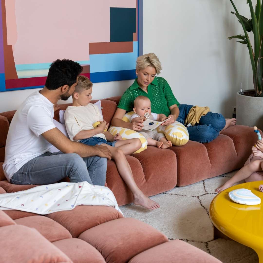 Doomoo Buddy toitmis- ja raseduspadi Pintslid Kollane