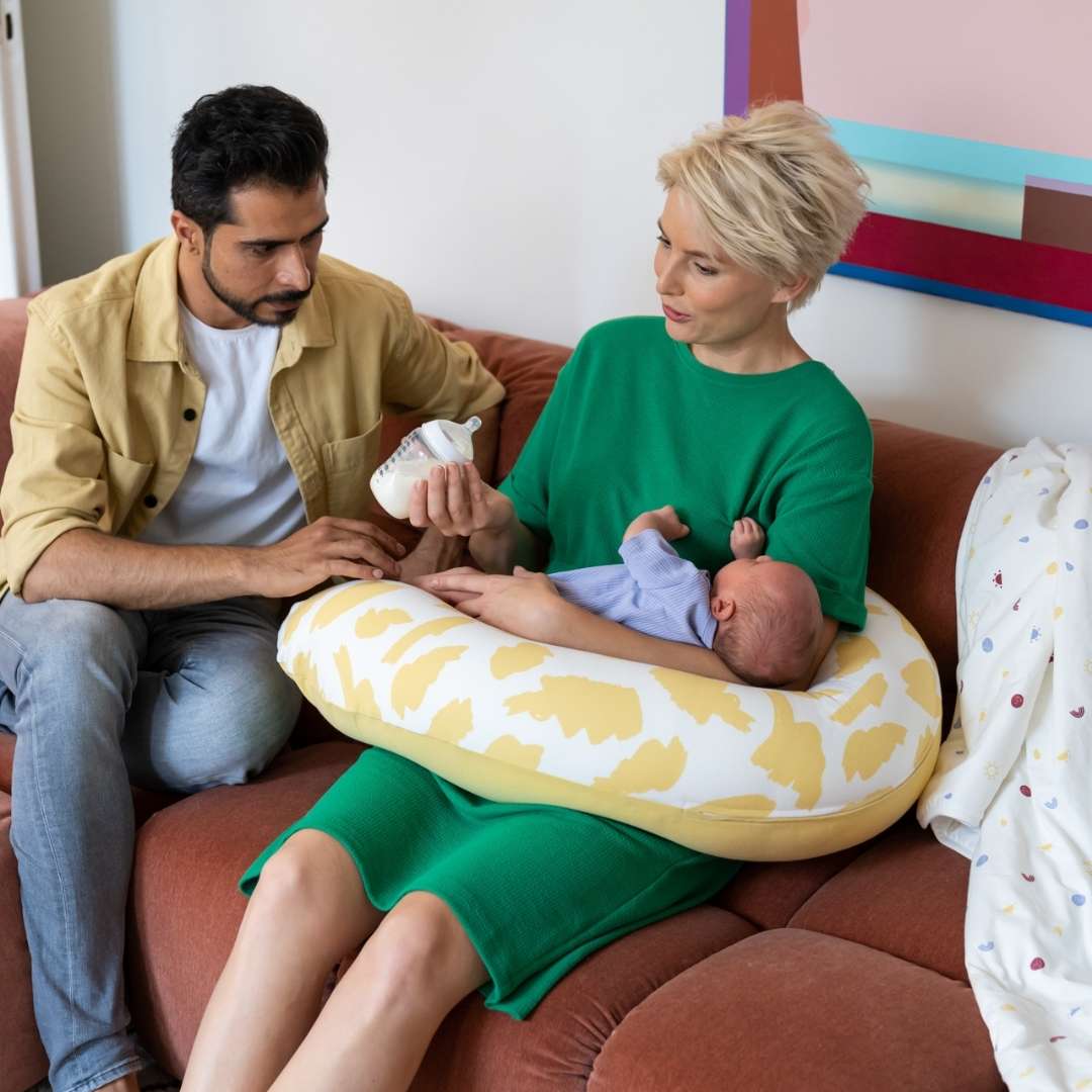 Doomoo Buddy toitmis- ja raseduspadi Pintslid Kollane