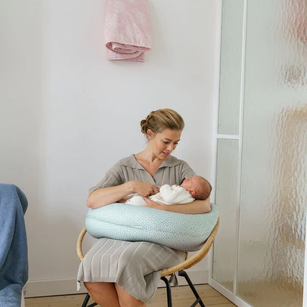 Doomoo Buddy toitmis- ja raseduspadi pilvine Kaki