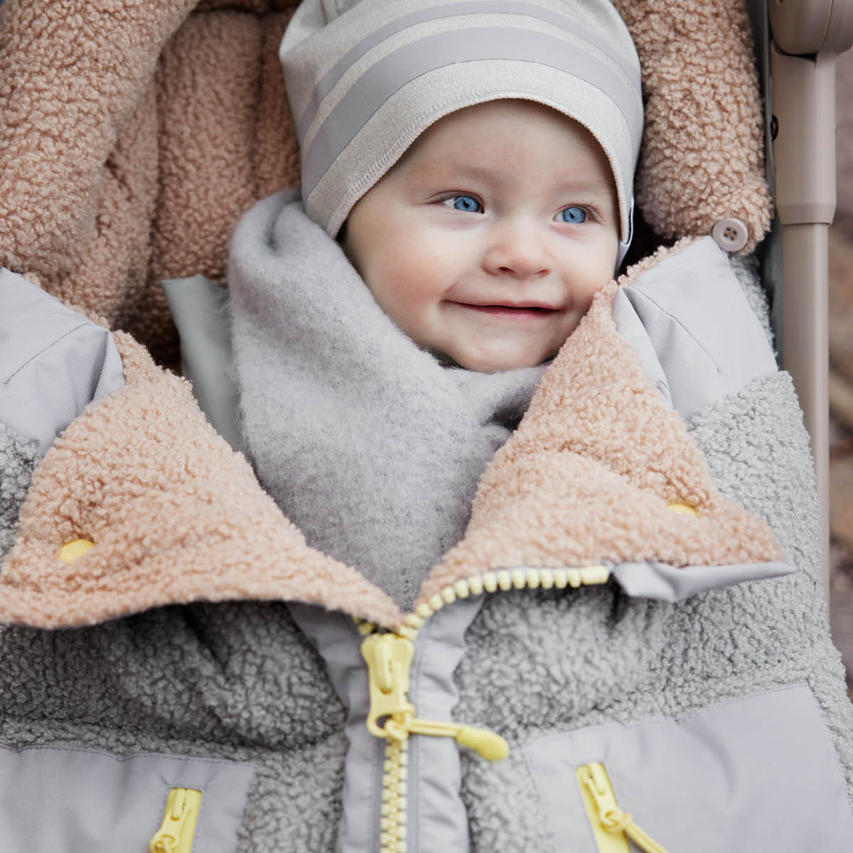Elodie Details Winter Baby Wrap Utility Roheline