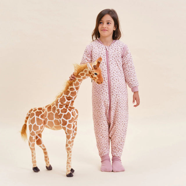 Molis&Co pižama - miegmaišis su rankovėmis, kojytėmis ir atverčiamomis kojinėmis TOG 2.5 Misty Rose