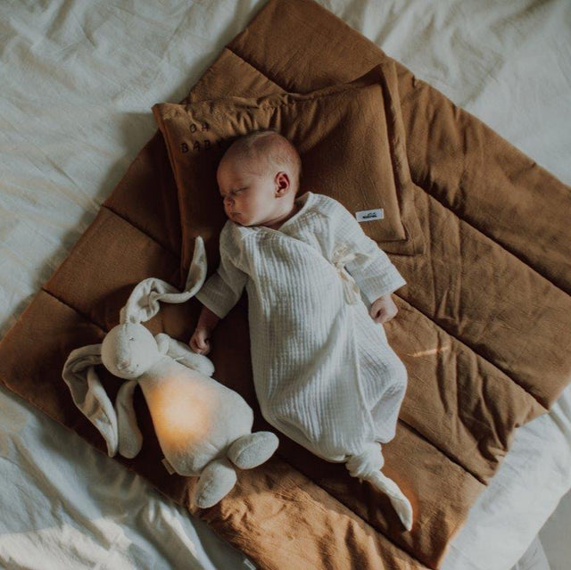 Moonie unine hall jänku (hõbe)