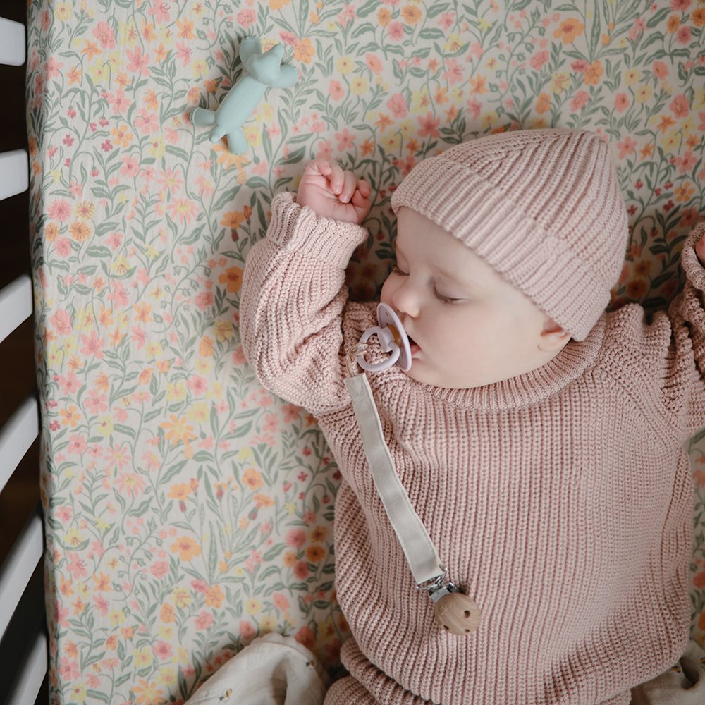 Mushie bunny chewer (Bunny Sage)