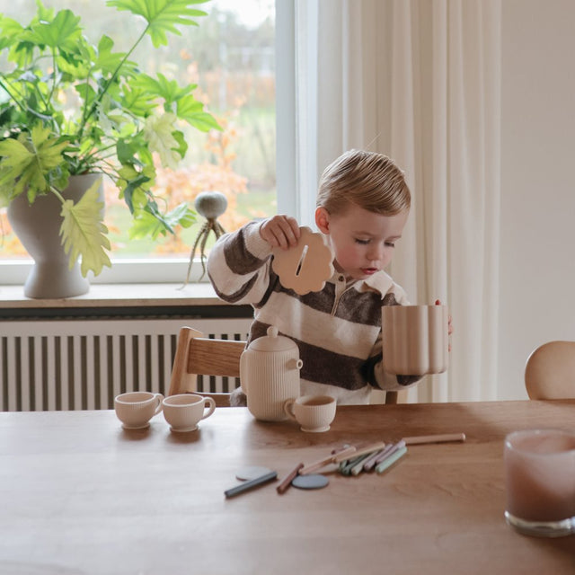 Mushie hariv kuubik kujunditega Shape Sorting Box