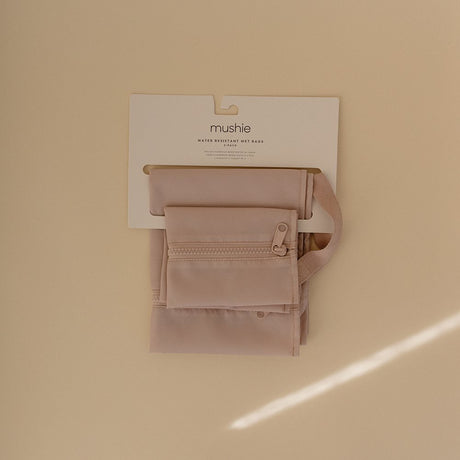 Mushie bunny chewer (Bunny Sage)