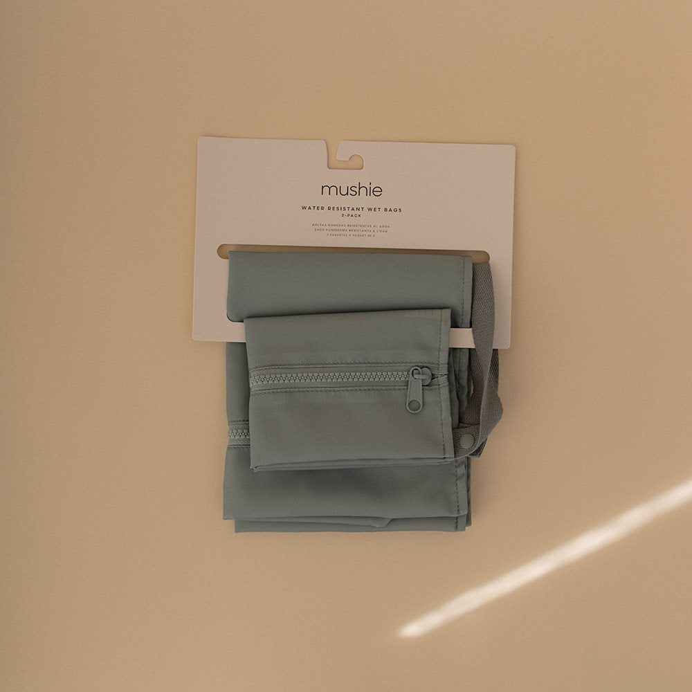 Mushie bunny chewer (Bunny Sage)