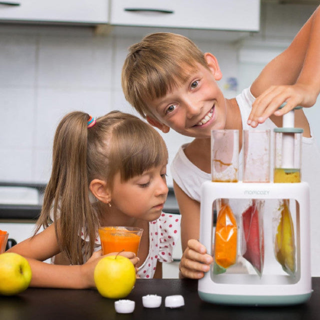 Twistshake korduvkasutatav pigistatav konteiner püreede jaoks (220 ml, erinevad värvid)