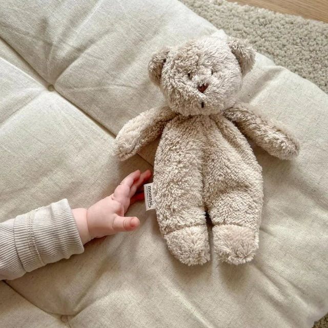 Uus Moonie 2.0 orgaaniline sumisev karu - cappuccino unepadi helisalvestusfunktsiooniga