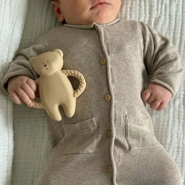 Uus Moonie 2.0 orgaaniline sumisev karu - cappuccino unepadi helisalvestusfunktsiooniga