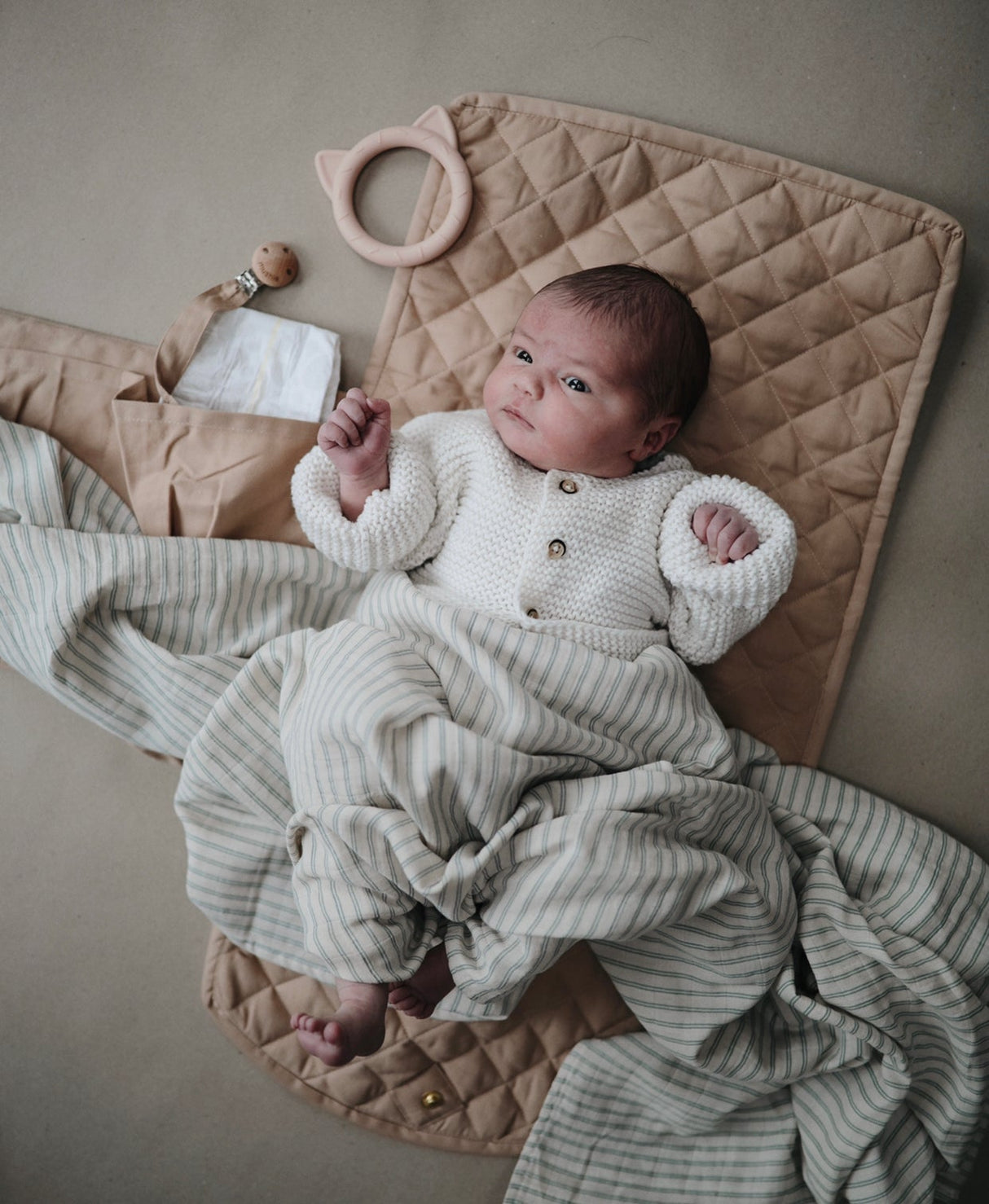 Mushie orgaaniline puuvillane musliinmähe karamelli täpid