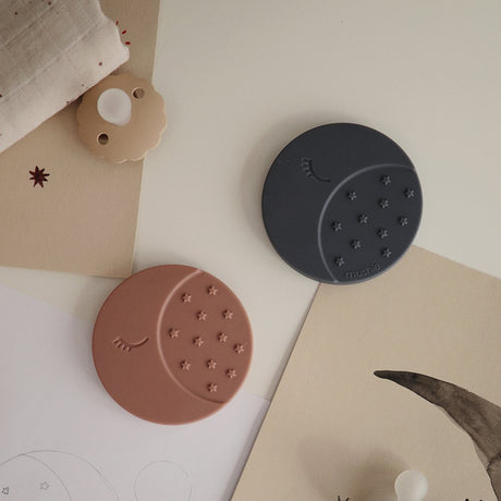 Mushie chewer Moon (raud)