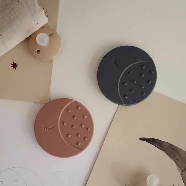 Mushie chewer Moon (raud)