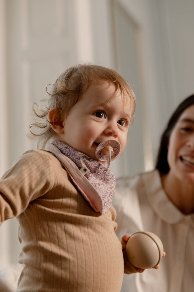 BIBS Liberty Bib Bandana Eloise põsepuna