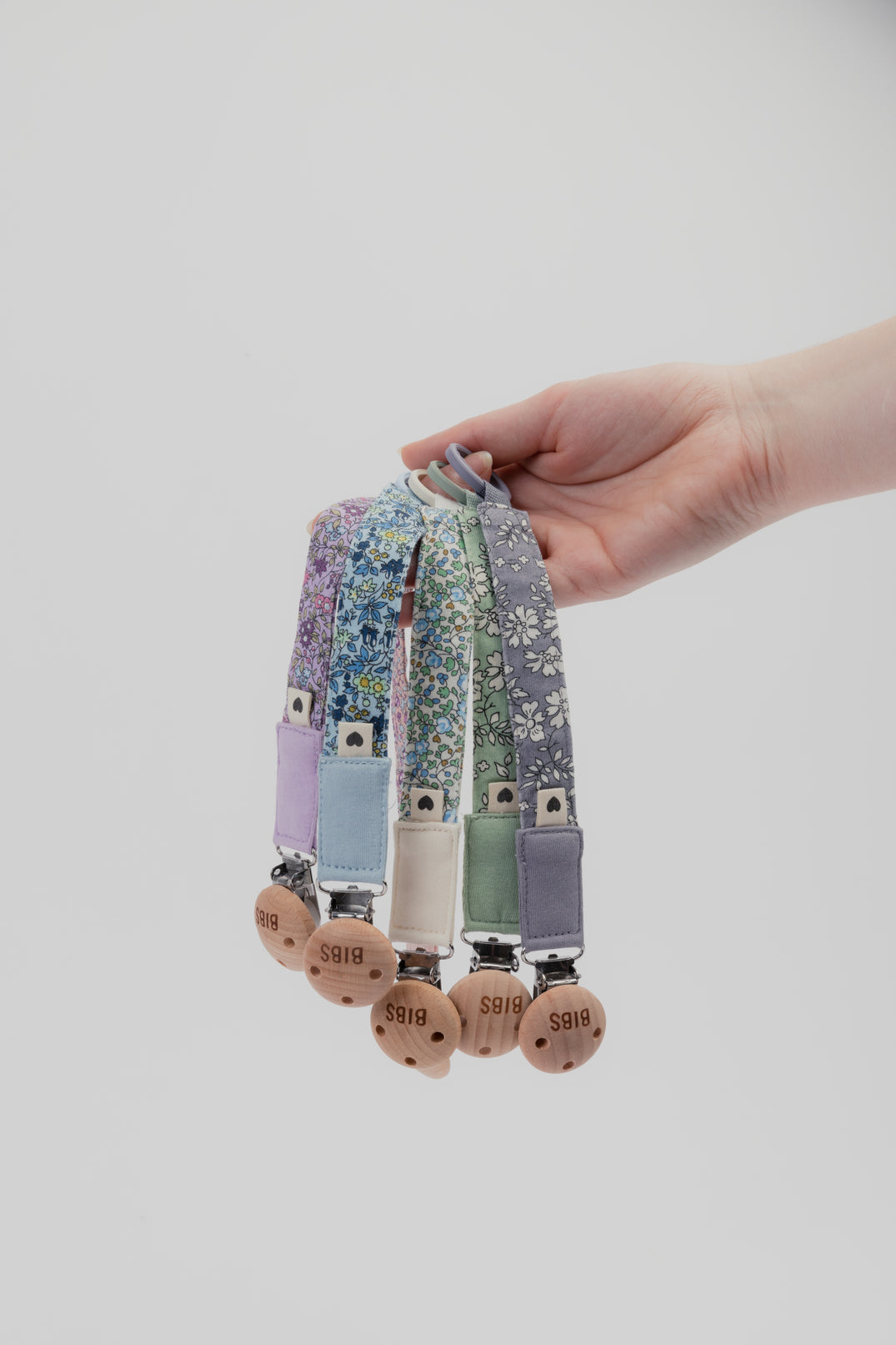 BIBS Liberty lutihoidja Chamomile Lawn Baby Blue