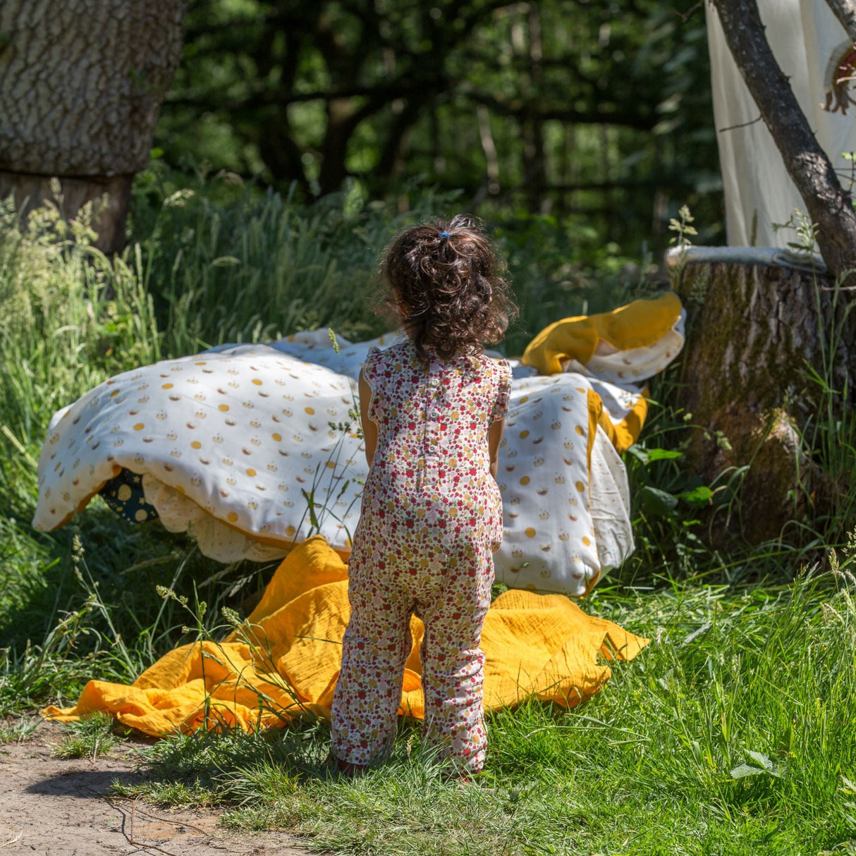 Little Green Radicals päikesetõusu triibuline kombinesoon - romper