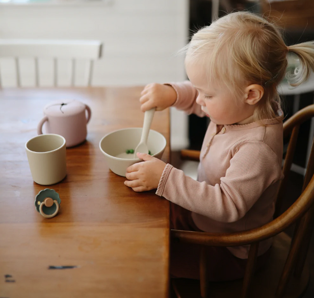 Mushie laste söögiriistade komplekt elevandiluust