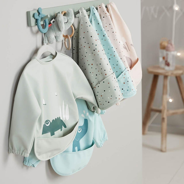 Valmistatud Deer rinnatükk varrukatega Lalee Sand