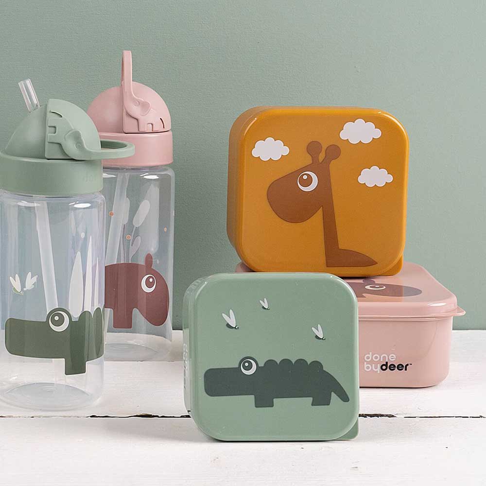 Valmistanud Deer, õlgedega Croco Green