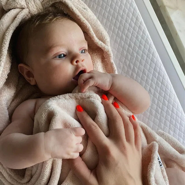 Elodie Details kapuutsiga rätik Damutė/Pink Bow
