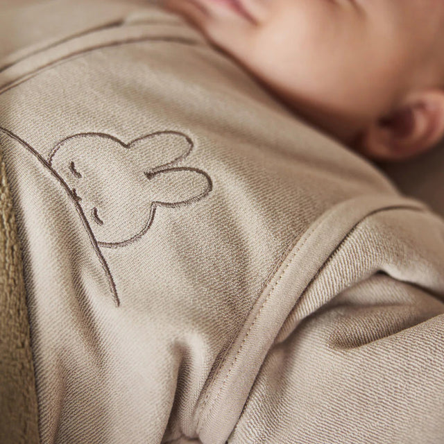 Jollein miegmaišis su nusegamomis rankovėmis Sleepy Miffy Nougat