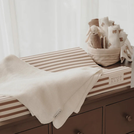 Meyco Baby vystymo lenta Fat Stripe Taupe, 50 × 70 cm