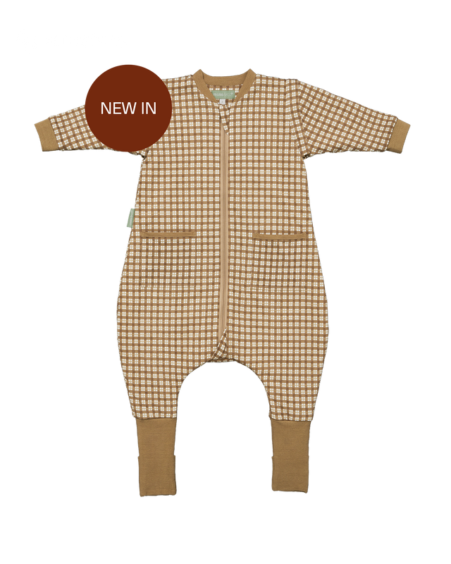 Molis&Co pižama - miegmaišis su rankovėmis, kojytėmis ir atverčiamomis kojinėmis TOG 1 Brown Checks
