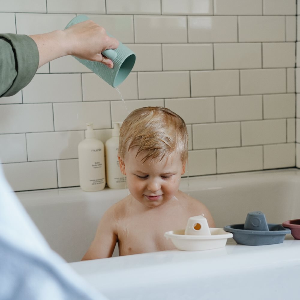 Mushie hariv mänguasja tassitorn – retrovärvid (retro) 