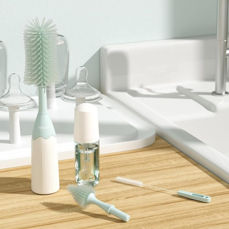 Munchkini harjakomplekt pudelite ja joogiklaaside pesemiseks 