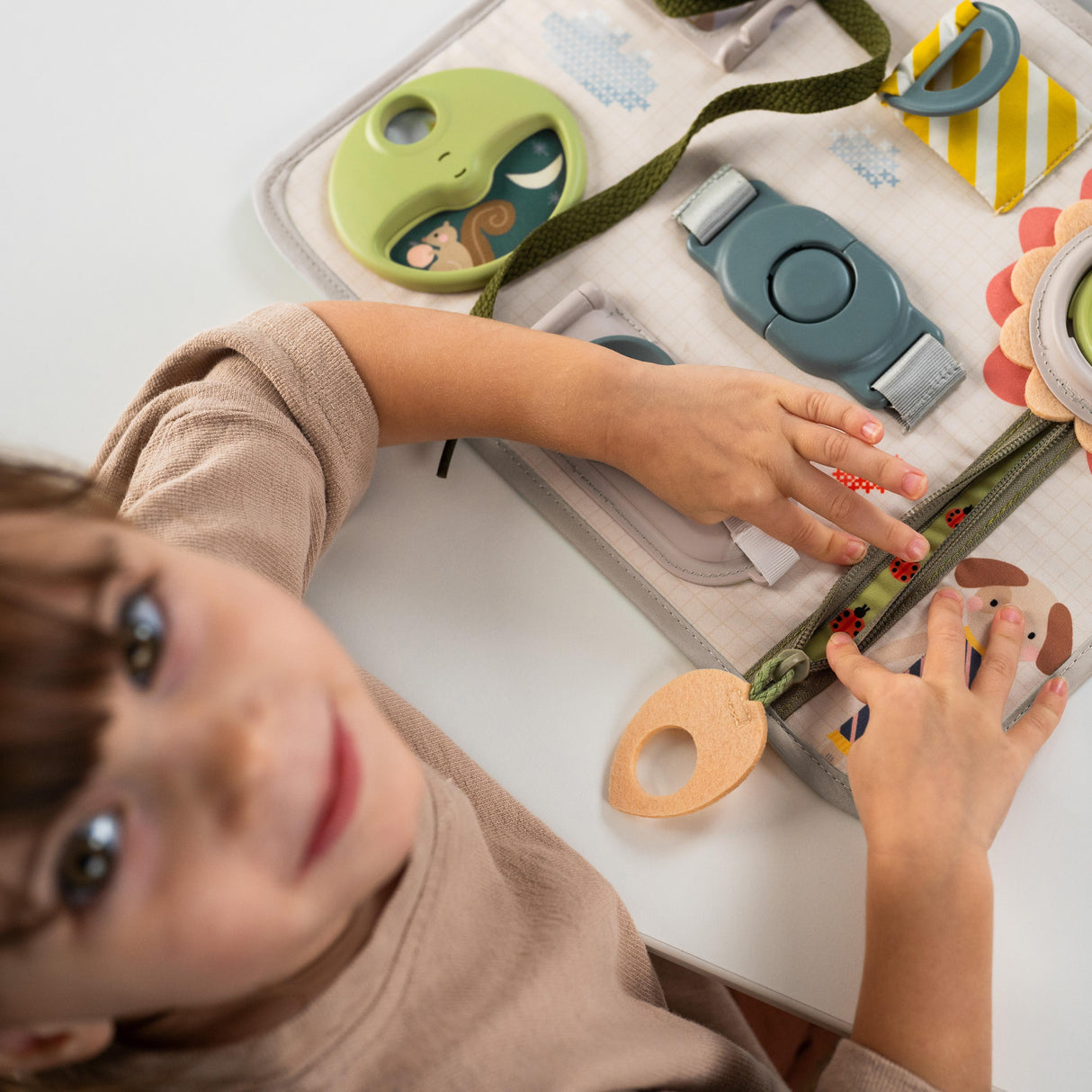 Taf Toys kahepoolne pehme raamat väikelastele "Lugu"