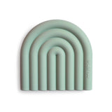Mushie chewer blue vikerkaar (Cambridge Blue) 