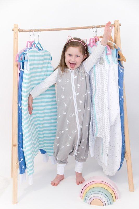 Natulino LITTLE WALKERS kolmekihiline beebi magamiskott White Grey Waves &amp; Mint