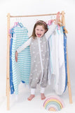 Natulino LITTLE WALKERS kolmekihiline beebi magamiskott White Little Grey Leaves &amp; Warm Grey