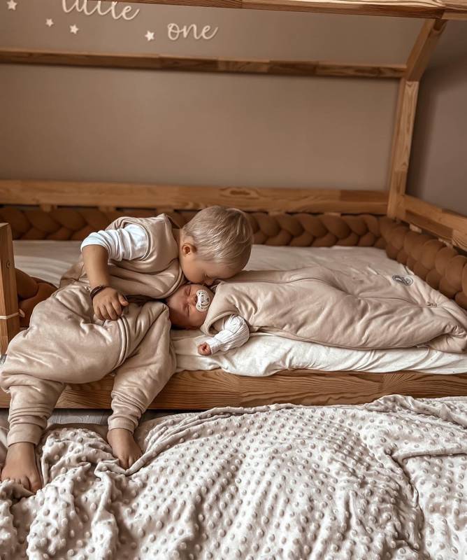 Natulino NATURALS LITTLE WALKERS™ kolmekihiline beebi magamiskott GOTS beež
